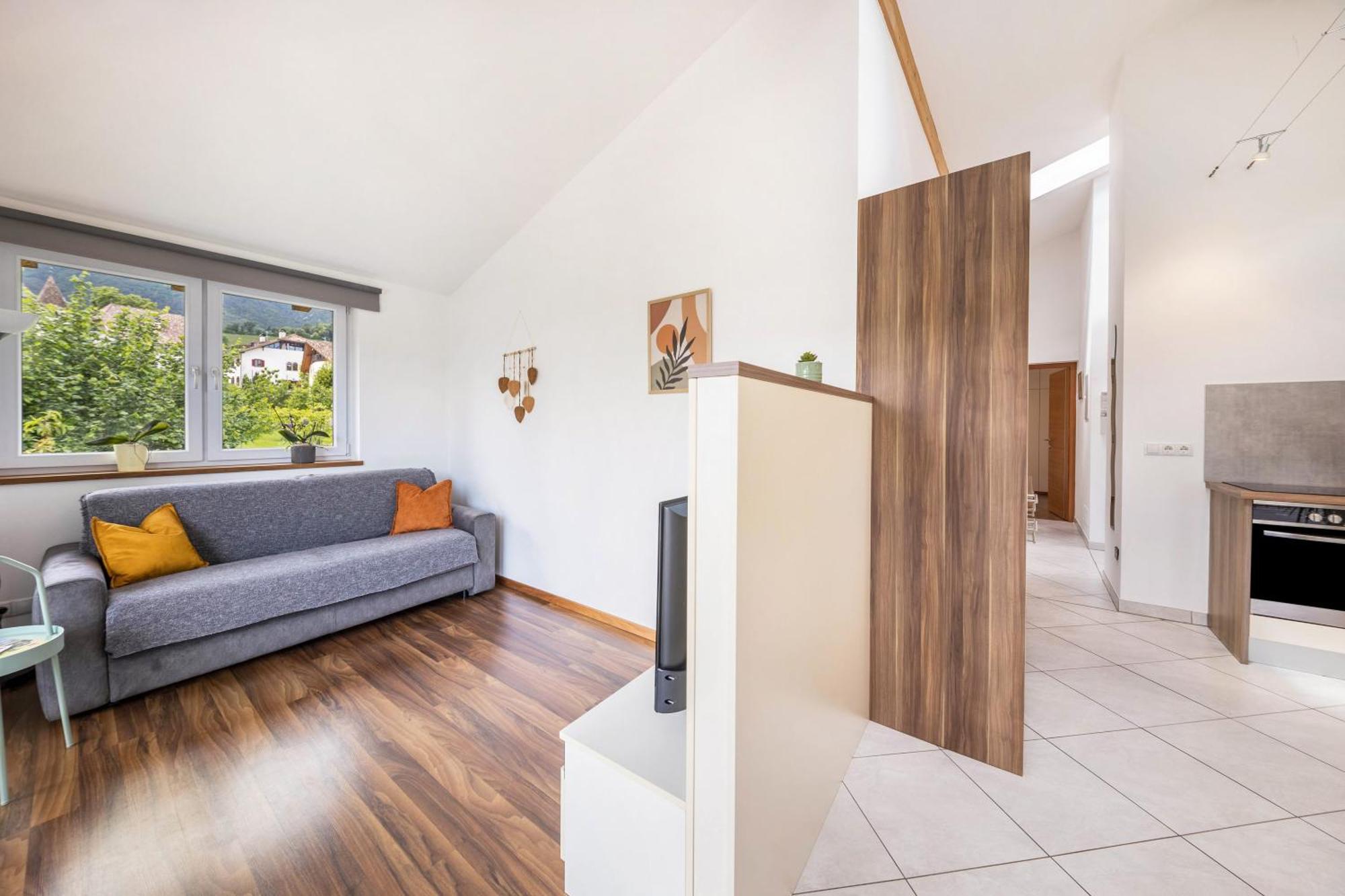 Angerblick Apartment Appiano Sulla Strada Del Vino Bagian luar foto