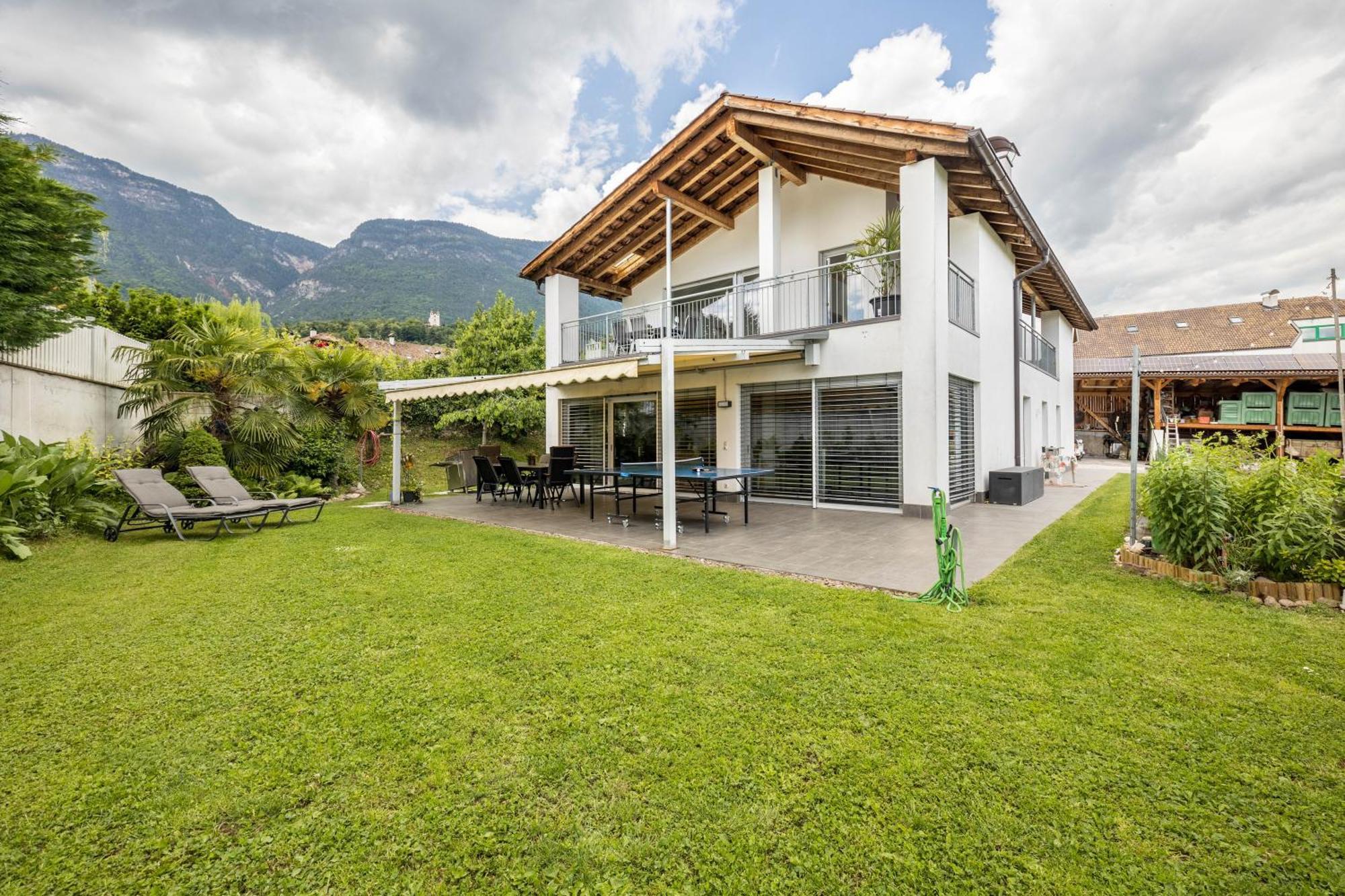 Angerblick Apartment Appiano Sulla Strada Del Vino Bagian luar foto